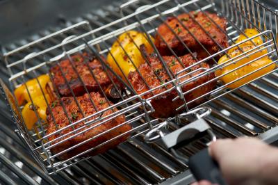Broil King Detachable Handle Grill Basket - 65070