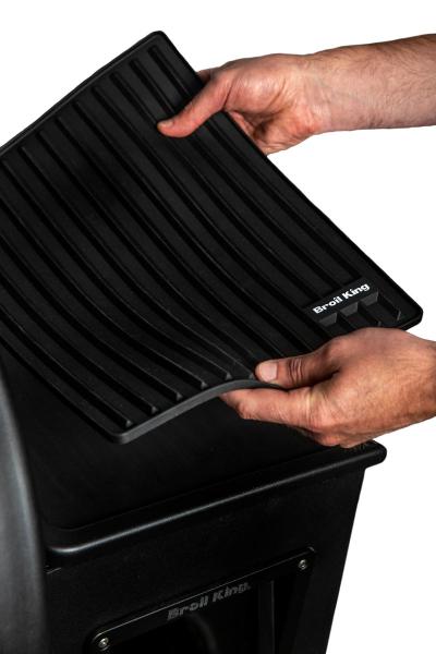 Broil King Crown Magnetic Silicone Side Shelf Grill Mat - 60008
