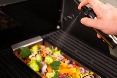 Broil King Stainless Steel Oil Spritzer - 60945
