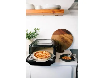 Frigidaire Indoor Pizza Oven - FRPO200BC