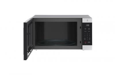 24" LG 2.0 cu. ft. NeoChef Countertop Microwave With Smart Inverter  - LMC2075ST