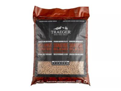 Traeger Signature Blend Pellets with 20 lbs - PEL337