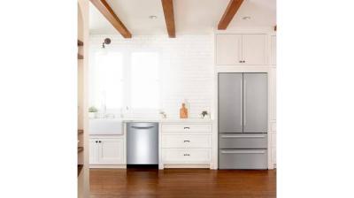 24" Bosch 500 Series Dishwasher - SHPM65Z55N