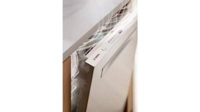 24" Bosch 500 Series Dishwasher - SHPM65Z55N