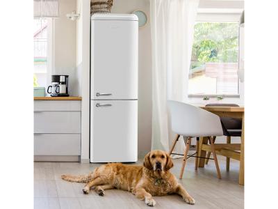 24" Epic 11 Cu. Ft. Capacity Retro Refrigerator in White - ERFF111W